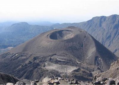 4 DAY  MOUNT MERU